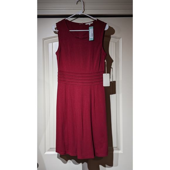 41Hawthorn Burgundy Dita Sleeveless Ponte Knit Tuck Pleated NWT Womens Sz M - Picture 15 of 15